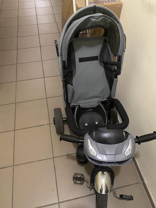 Дитячий велосипед з ручкою