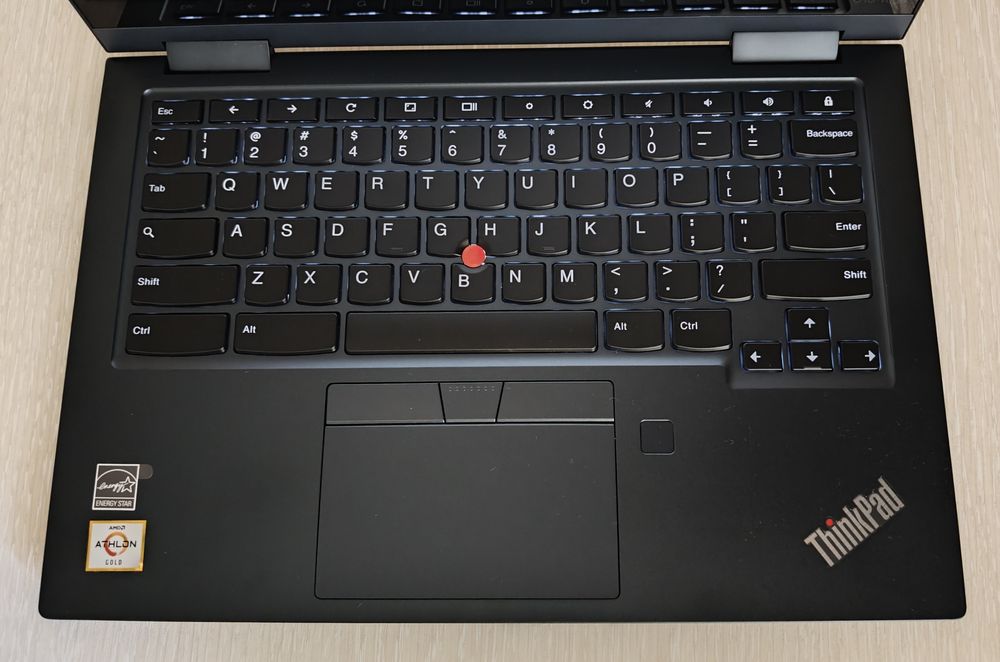 Lenovo ThinkPad C13 Yoga Chromebook 13,3" IPS, AMD 3150C, 4Gb RAM 32Gb