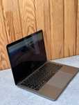 Apple Macbook pro i7 в ідеальному стані