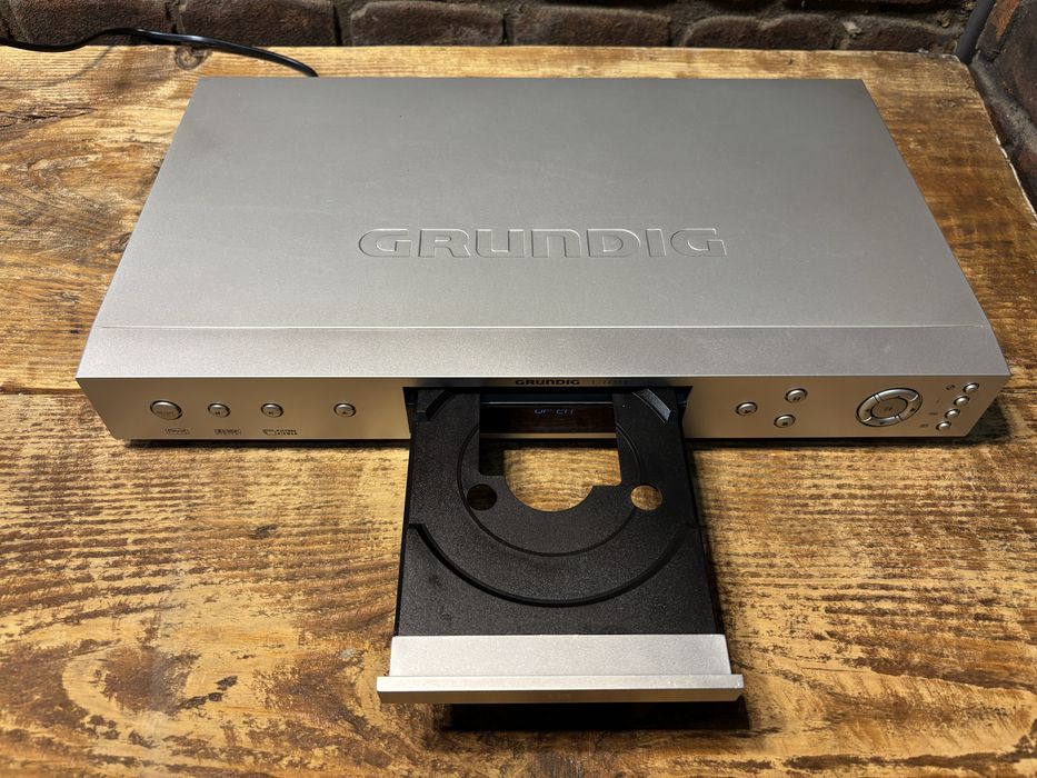 Odtwarzacz DVD Grundig Livance GDP 2400 + pilot