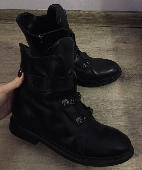 Чорні зимові жіночі черевики, 41 розмір (підходить і на 40)