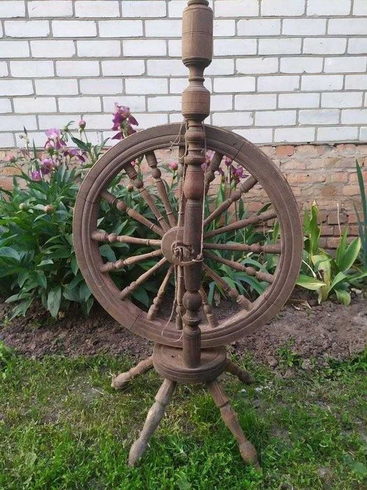 Прялка старинная