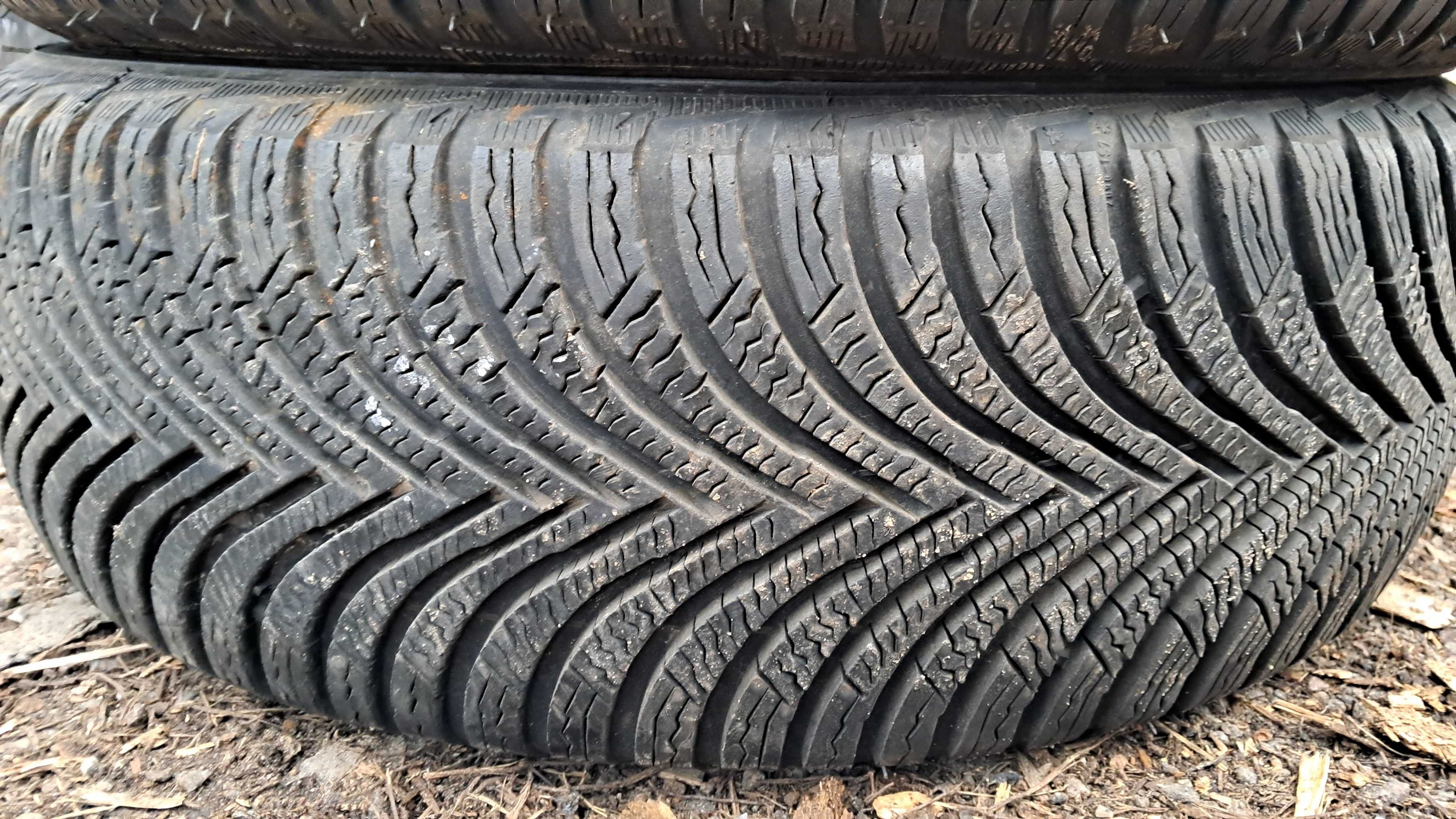 Зима 4шт 205/60R16 Michelin Alpin 5