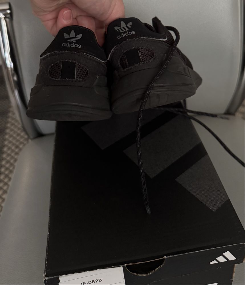 Кросівки дитячі Adidas