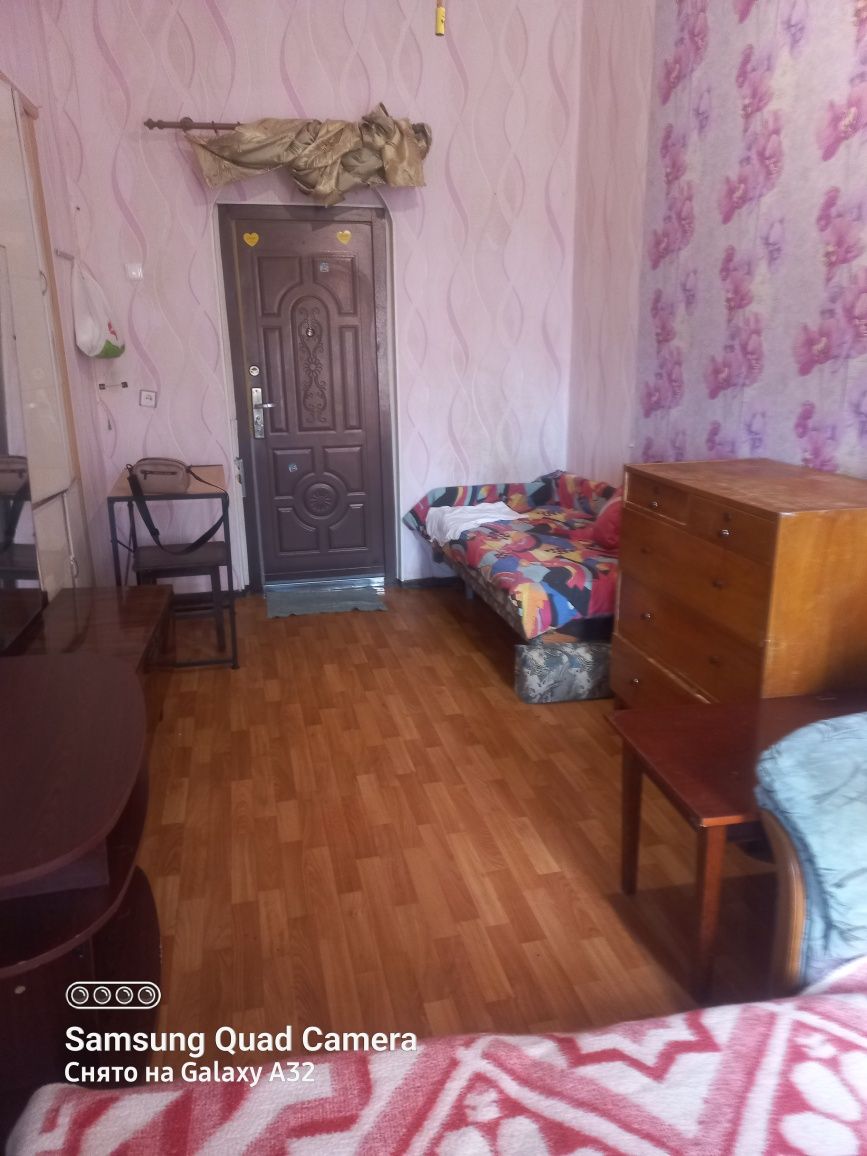 Сдам свою гостинку со своим с/у и кухней, Метро центральный рынок  5 м