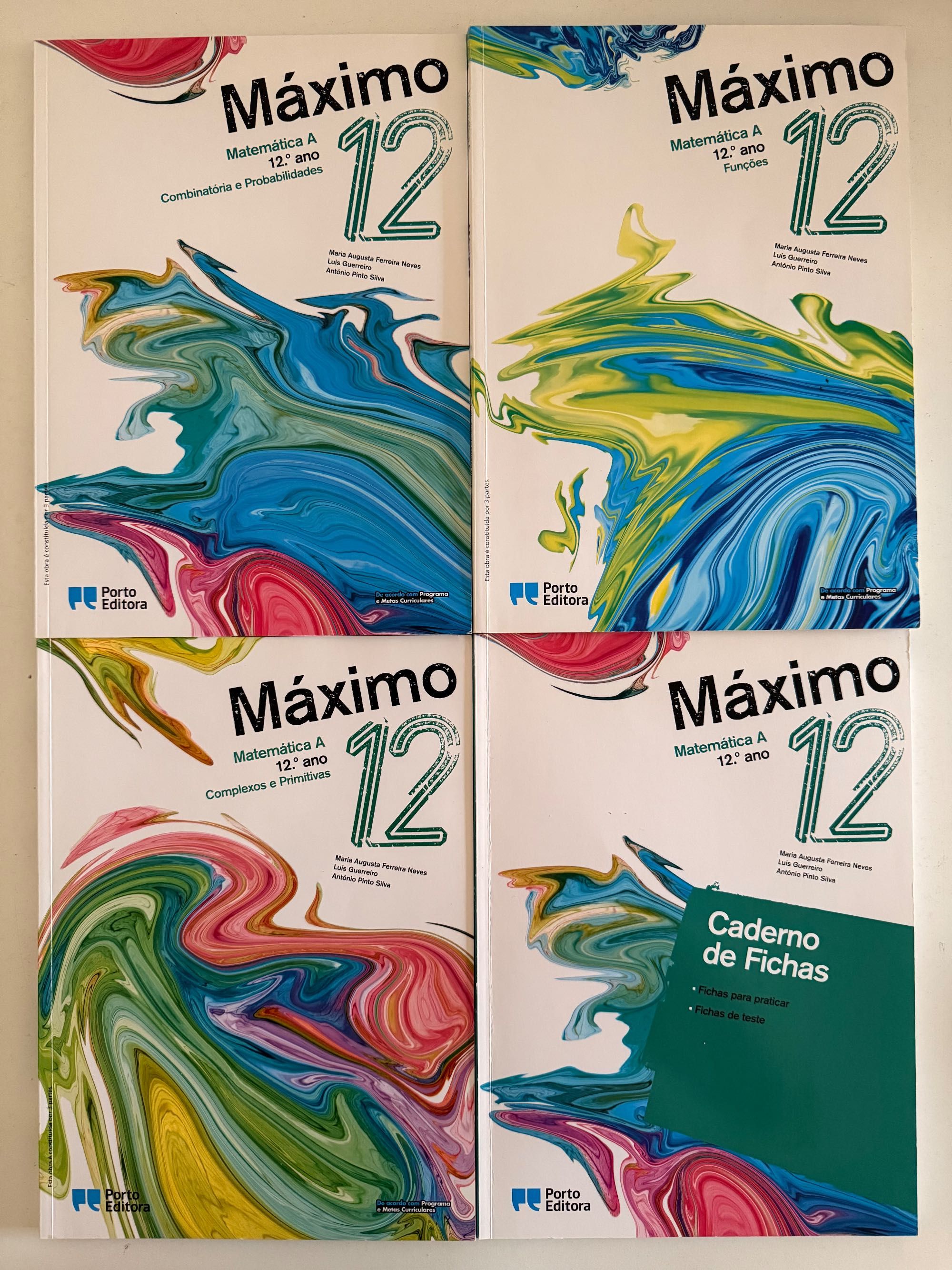 Conjunto de manuais escolares de Matemática A 12º ano (NOVOS NOVOS)