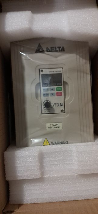 Sprzedam nowy falownik delta vfd-m 7,5kw