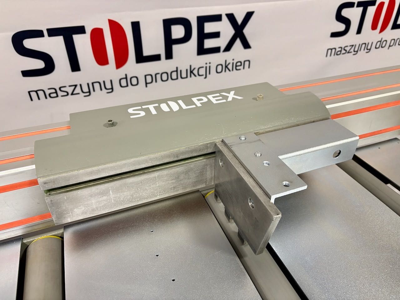 Elektroniczny przymiar długości TIGERSTOP 2.0R (2011)