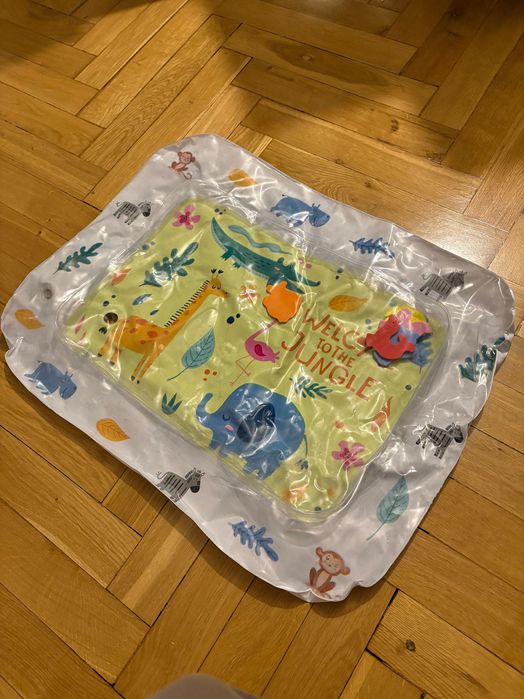 Zabawka mata wodna dla niemowlaka