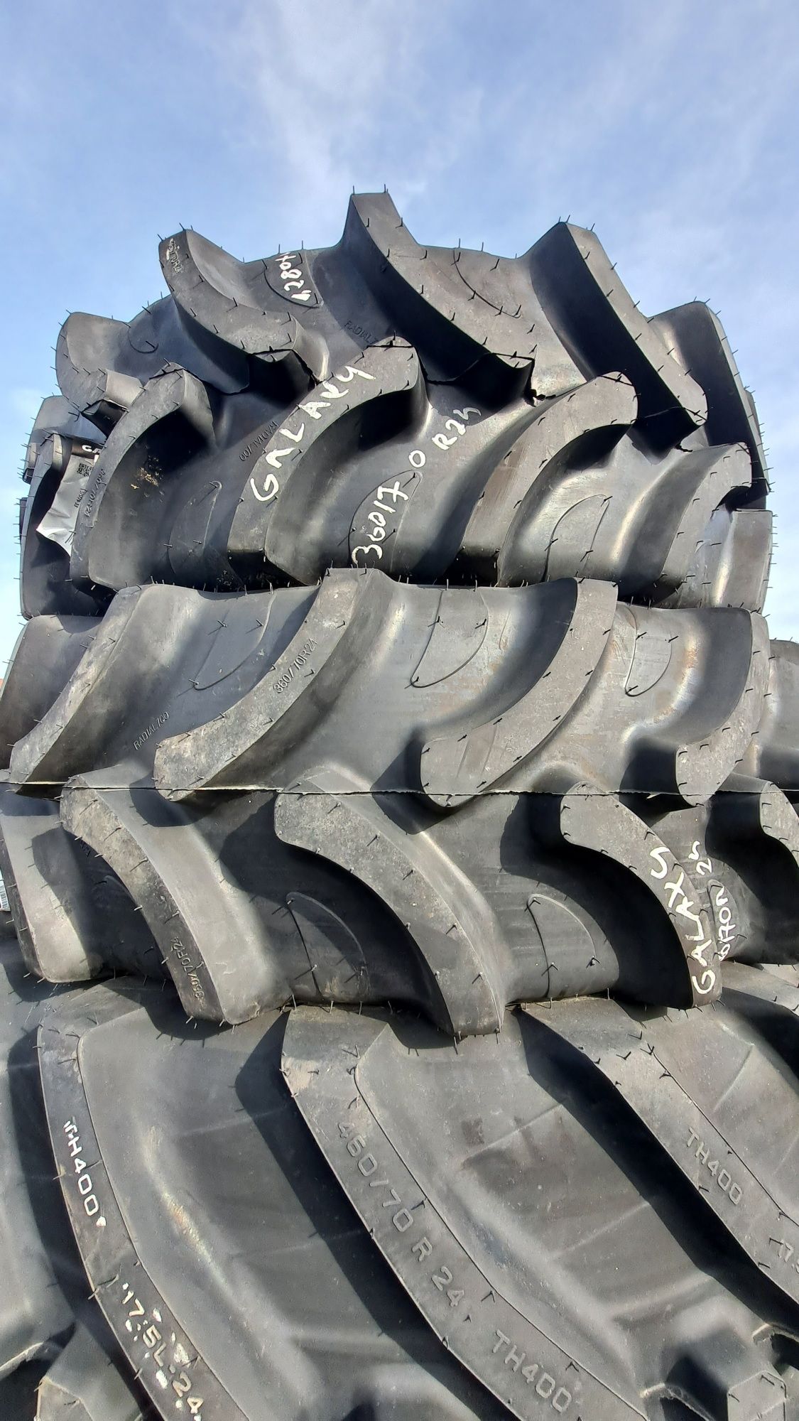 Para Nowe 360/70R24 Galaxy