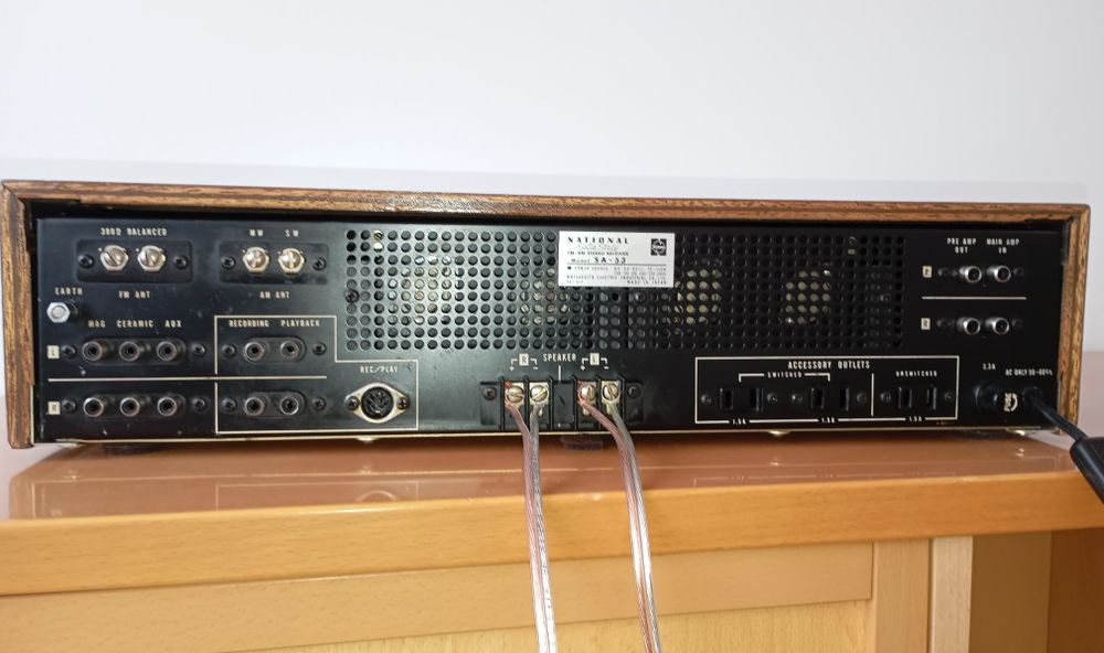 Receiver, Amplificador Sintonizador National SA-53 a funcionar