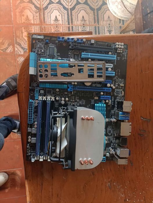 Bundle i5 2500k 8gb ram artic cooler deep pro7