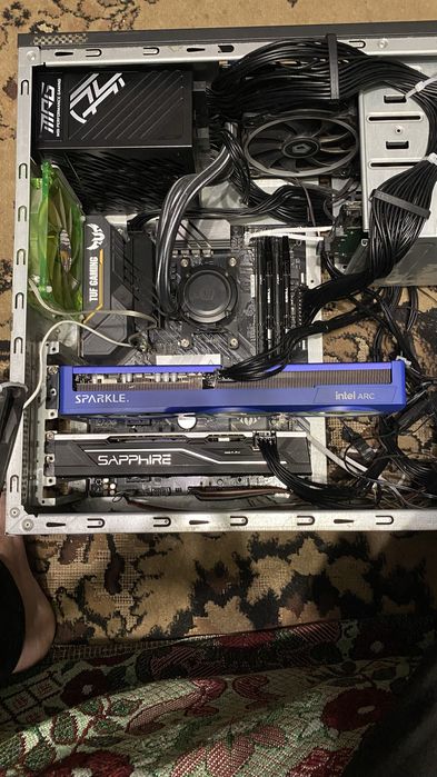 Продам комплект на материнке Asus tuf gaming b450 plus ll