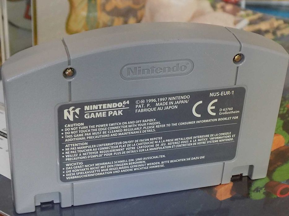 Super Mario 64 - gra na konsolę obsługującą grafikę 3D, Nintendo 64!;)