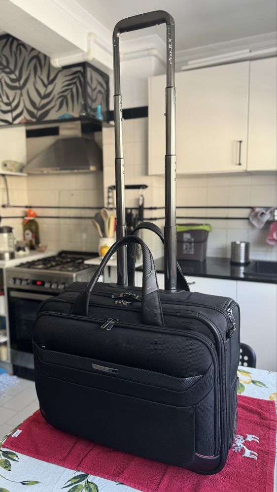 Pasta para portátil Samsonite Pro-DLX 6
