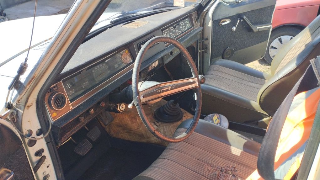 Газ 2401 Волга 1984 року