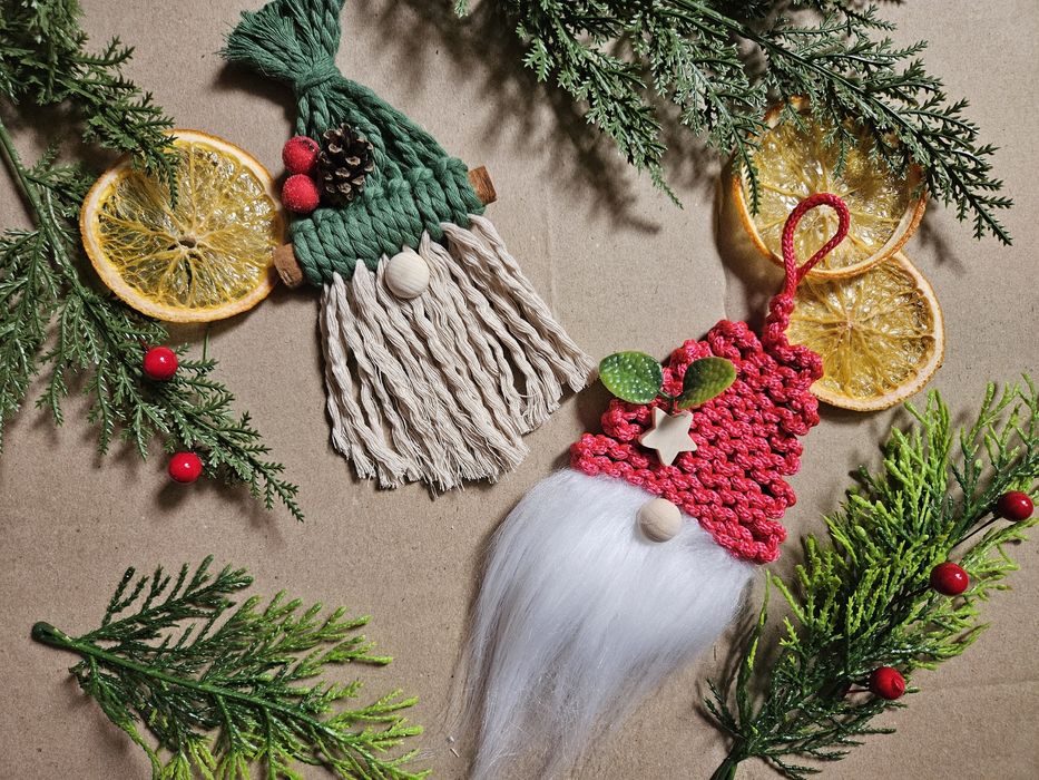 Ялинкові прикраси