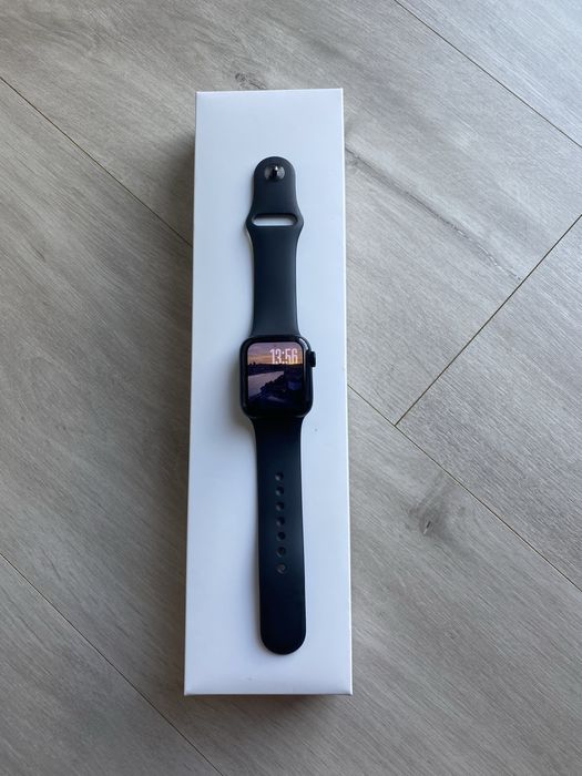 Apple Watch SE 2gen (GPS)