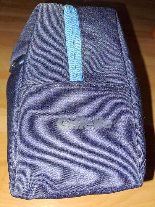 Косметичка Gillette