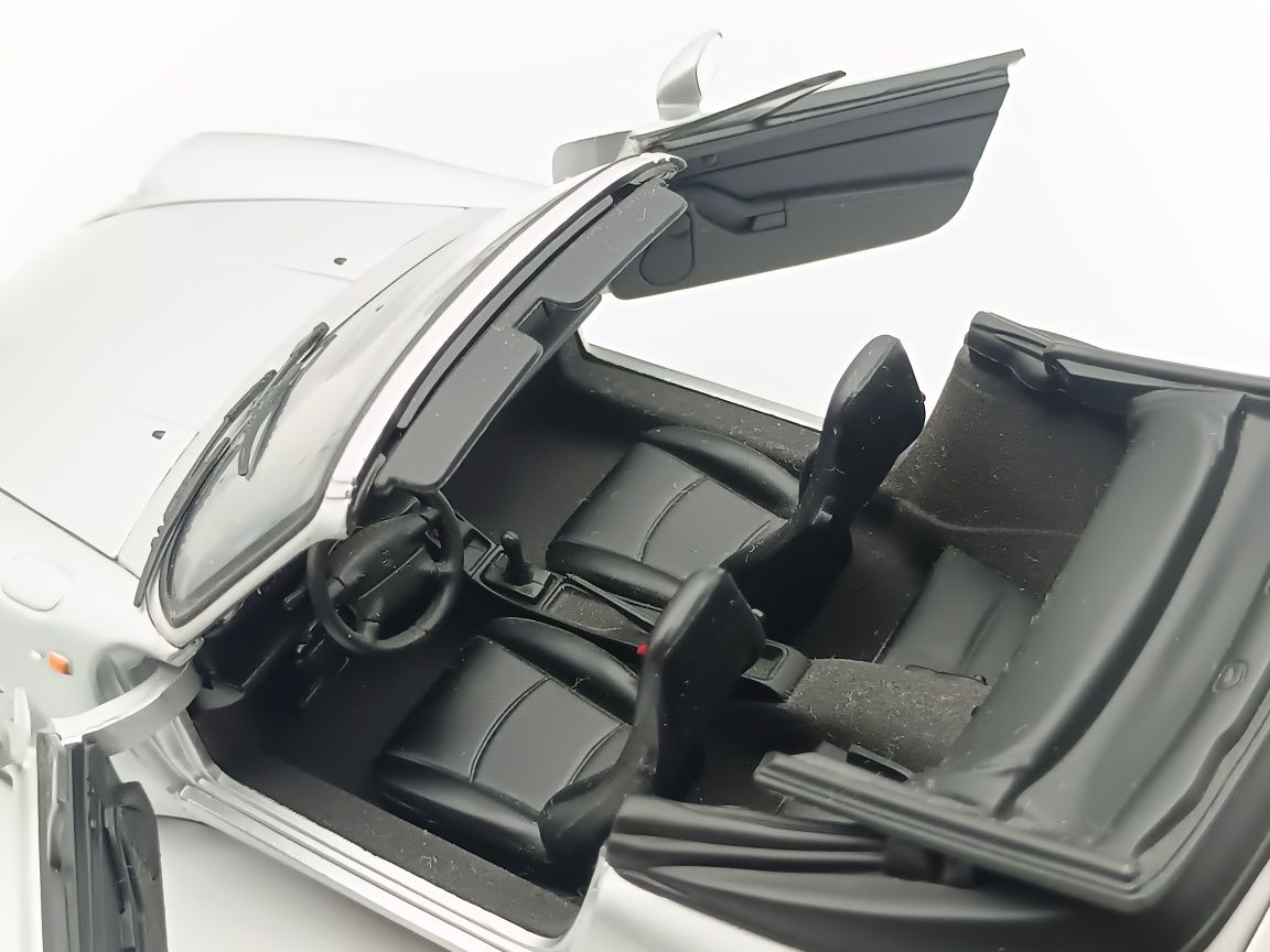 Porsche 911 1:18 ut models