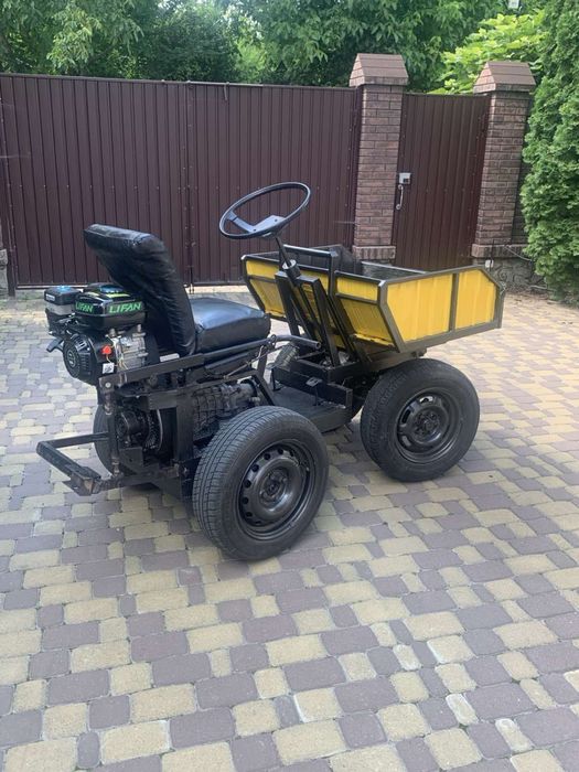 Мінітрактор саморобний.