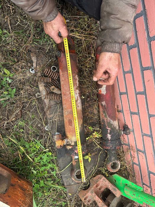 Гидроцилиндр б\у