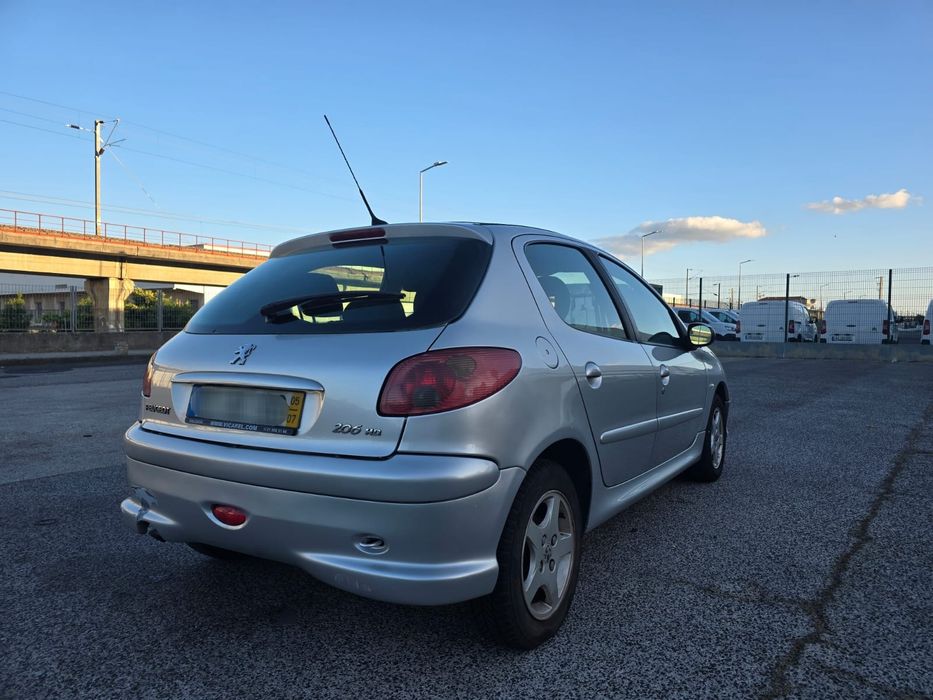 Peugeot 206 1.4hdi Black & Silver