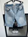 Spodenki jeans  140