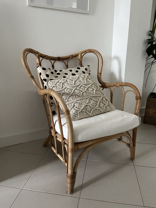 Cadeirão IKEA como novo