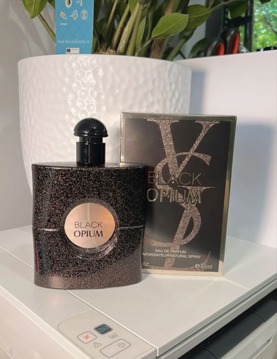 Opium, black opium, ysl