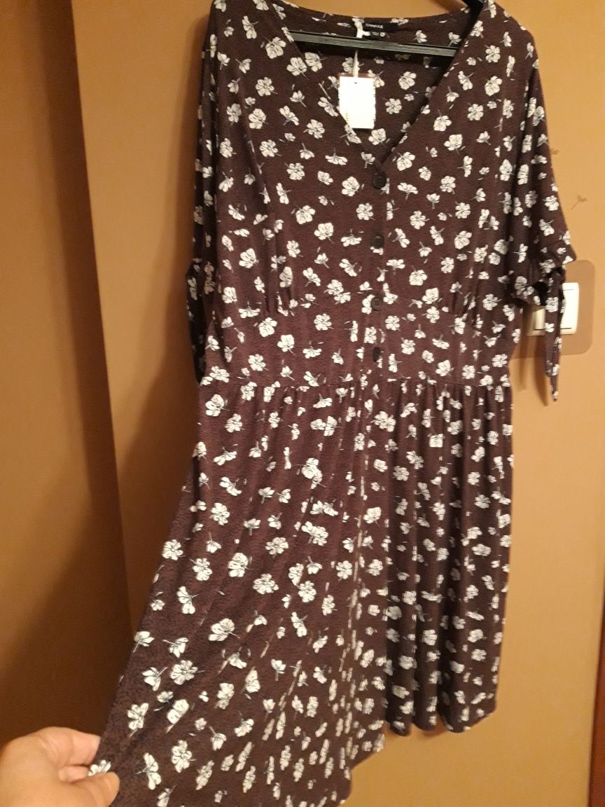 Nowa krótka sukienka plus size rozmiar 52/54/56  7XL  Capsule