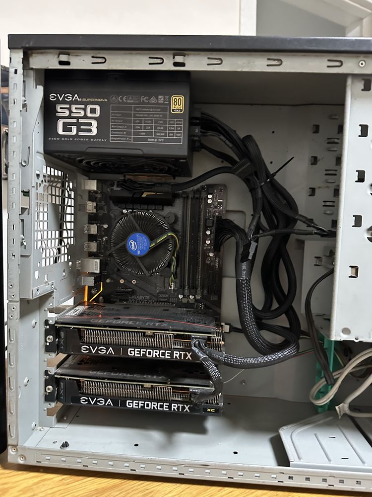 Компютер з двома EVGA GeForce RTX 3060