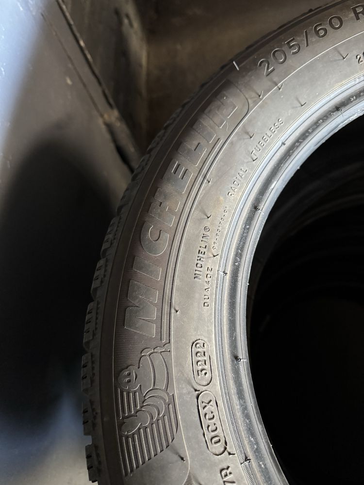 Шини зимові 205/60/16 Michelin