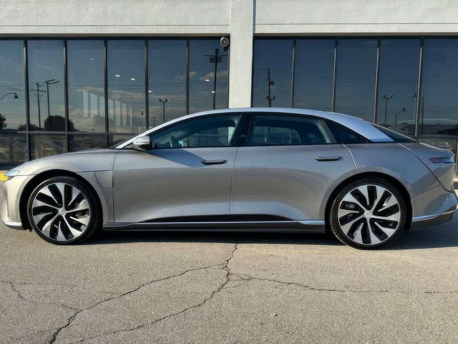 Lucid Air Grand Touring      2022