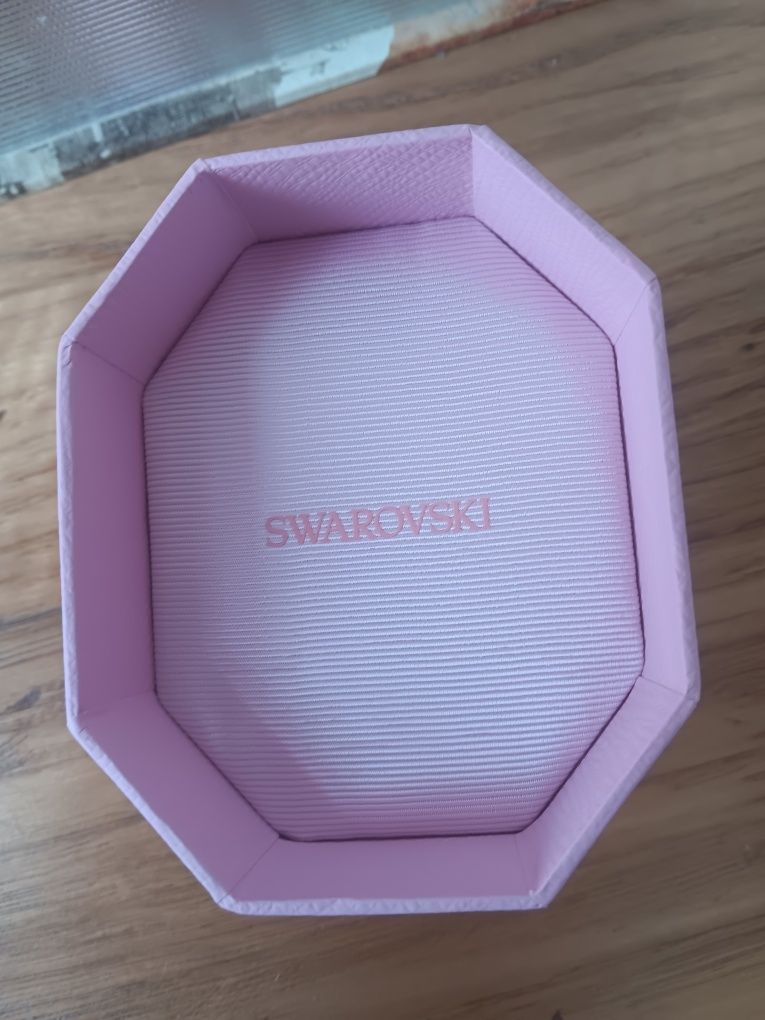 Caixa swarovski rosa nova com saco