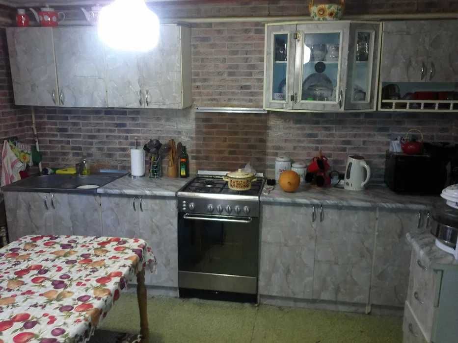 (13)  Продам два частных дома на участке