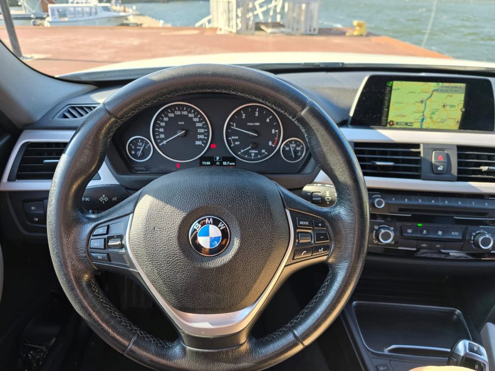 BMW 318D 2017