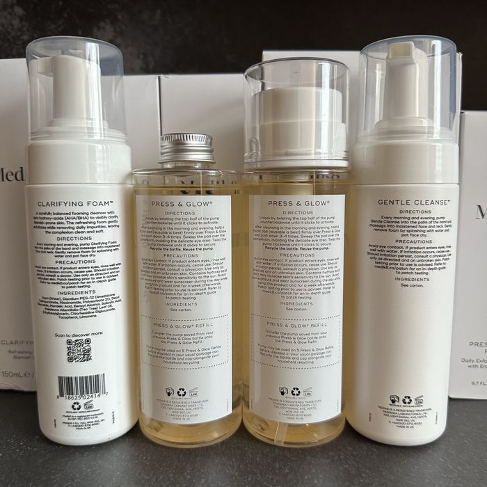 Тонік PRESS & GLOW Medik8 Gentle Cleanse Clarifying foam пінка розмари