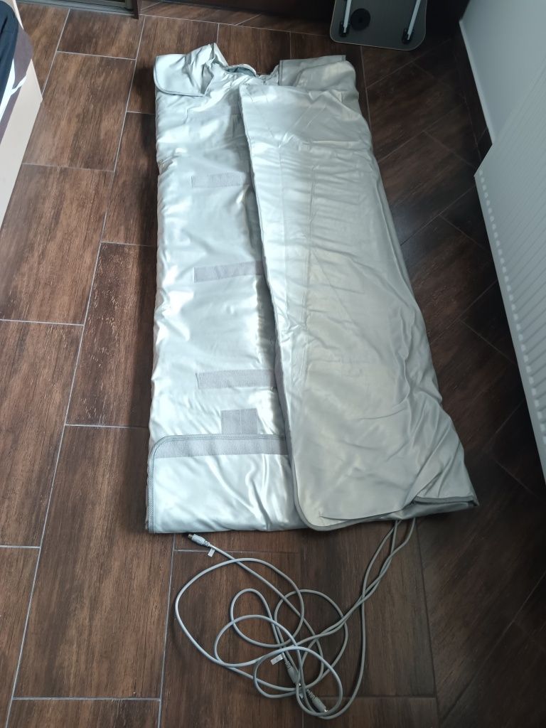 Weelko F-825  Sauna infrared  sprzęt za 1/2 ceny nowego  stan bdb