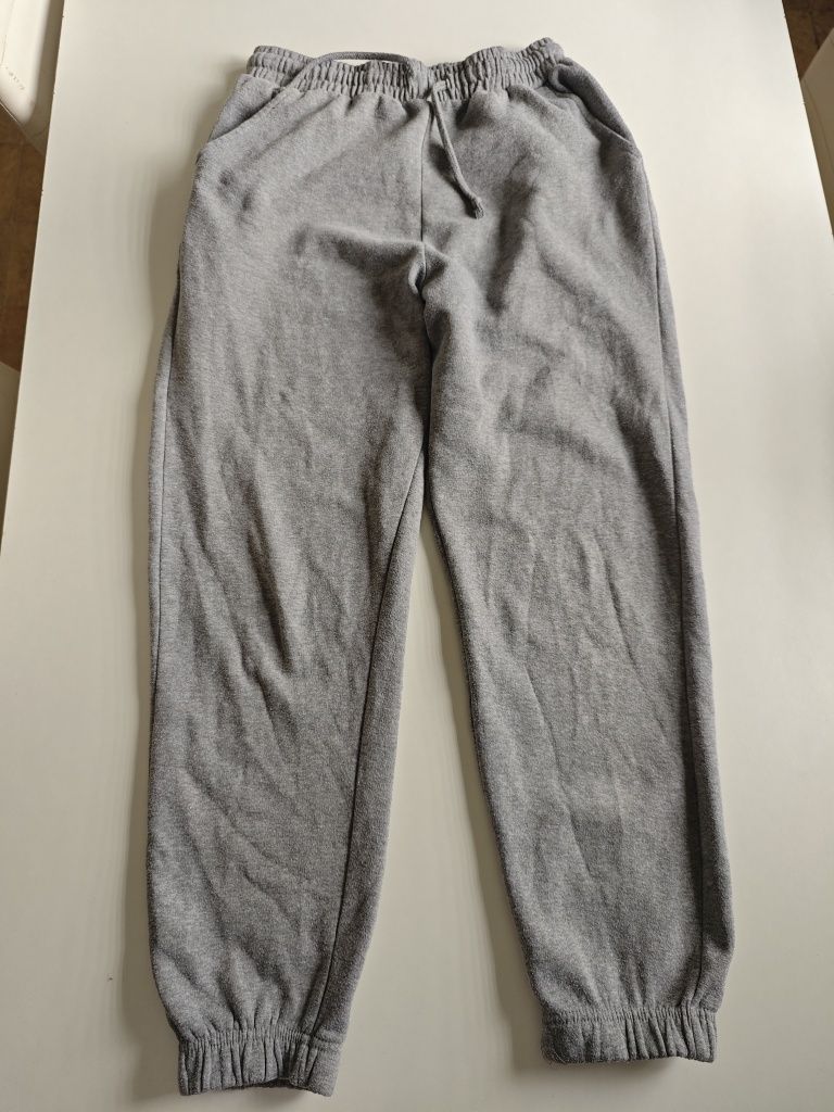 Joggery r.40 Sinsay plus dresy
