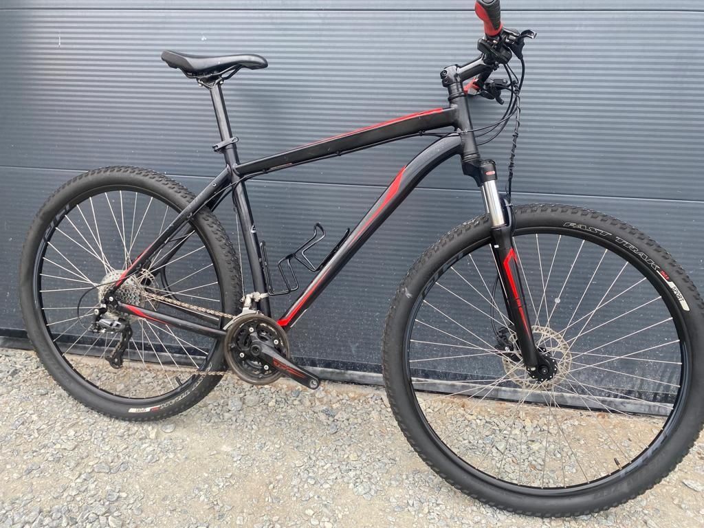 Specialized HardRock Sport 29 Deore MTB