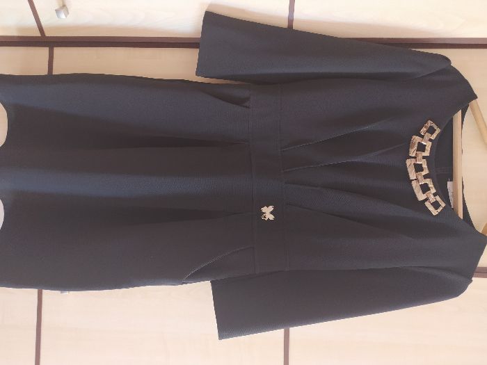 Платье женское , черного цвета