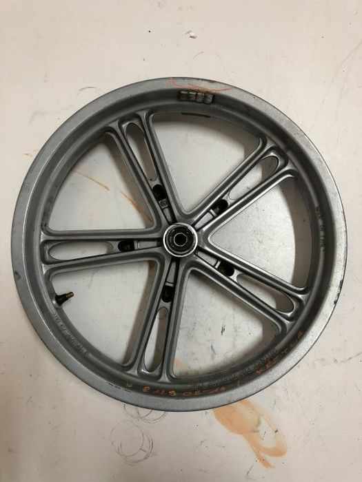 Yamaha YZF R125 koło felga przód 08-14