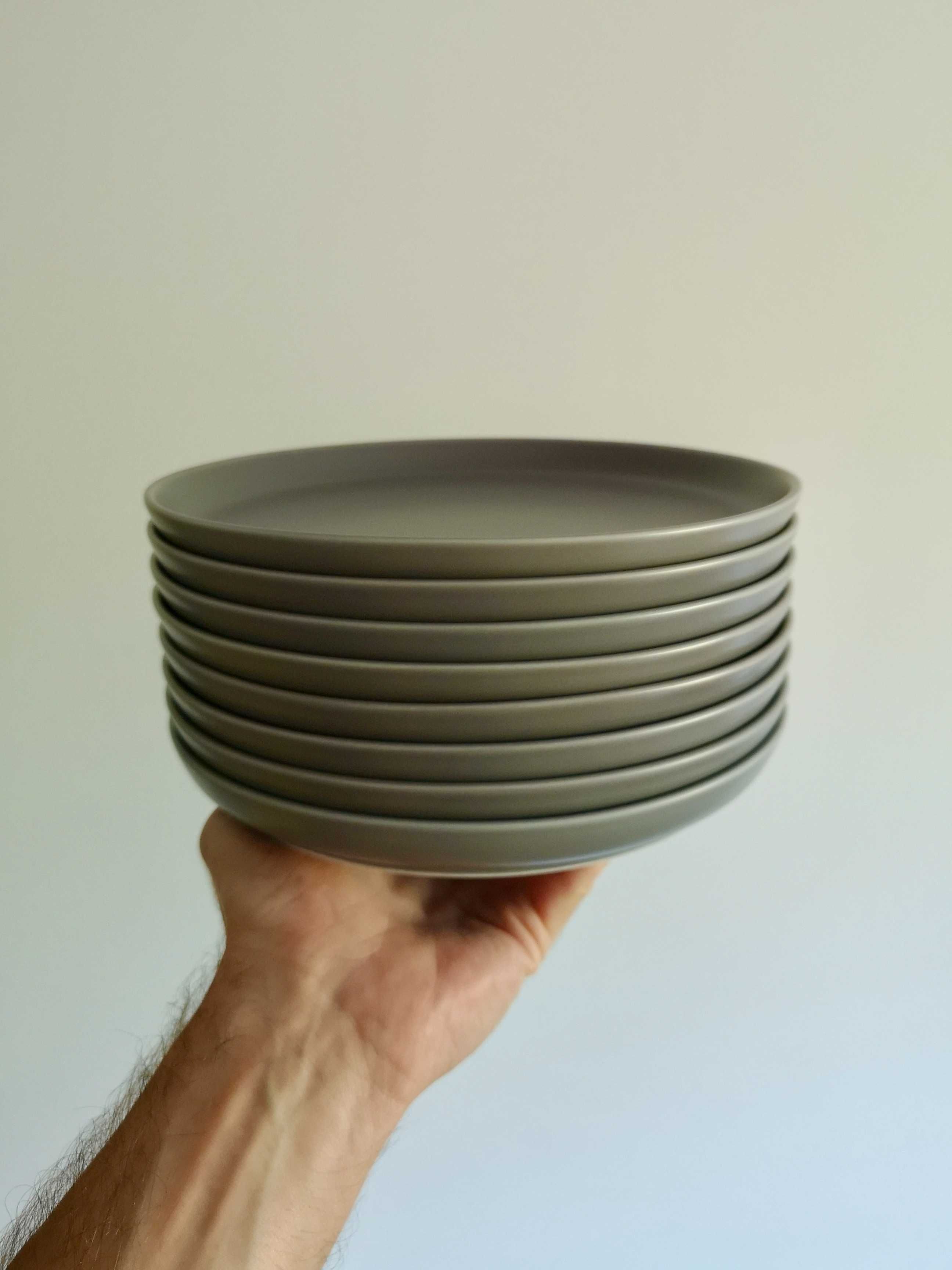 Conjunto de pratos (x 8) cinzentos, Costaverde / Costa Verde Nordika