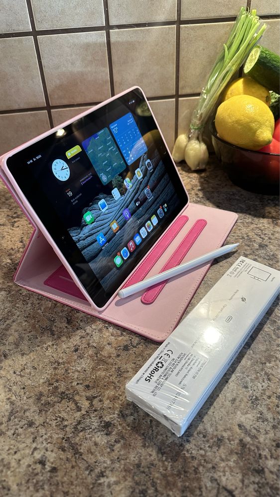 Tablet iPad Apple - TOUCH ID - PROCREATE - 100% sprawny
