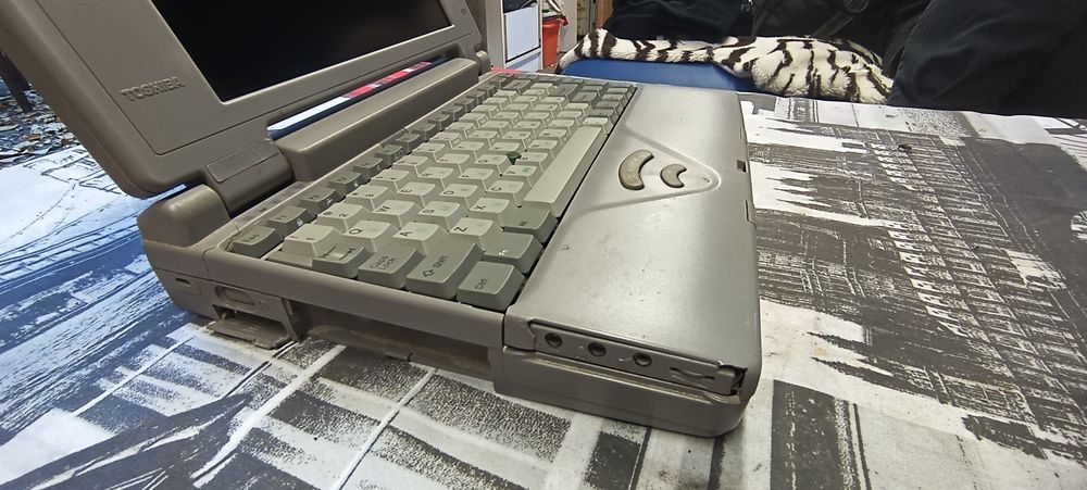 Ноутбук T2150CDS 1995 РЕДКИЙ Toshiba