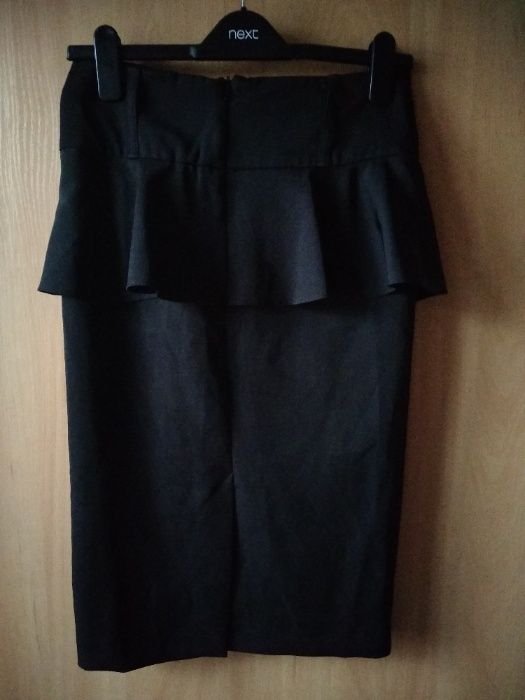 Юбка спідниця олівець 42/46 р-р з баской