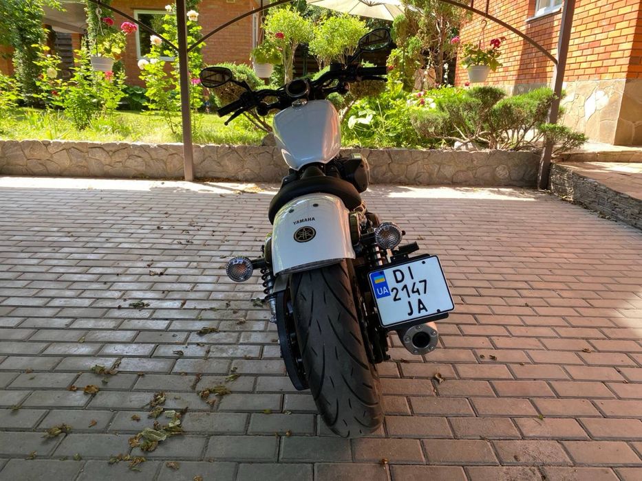 Yamaha Bolt XV950R Официал состояние Новый 6500км