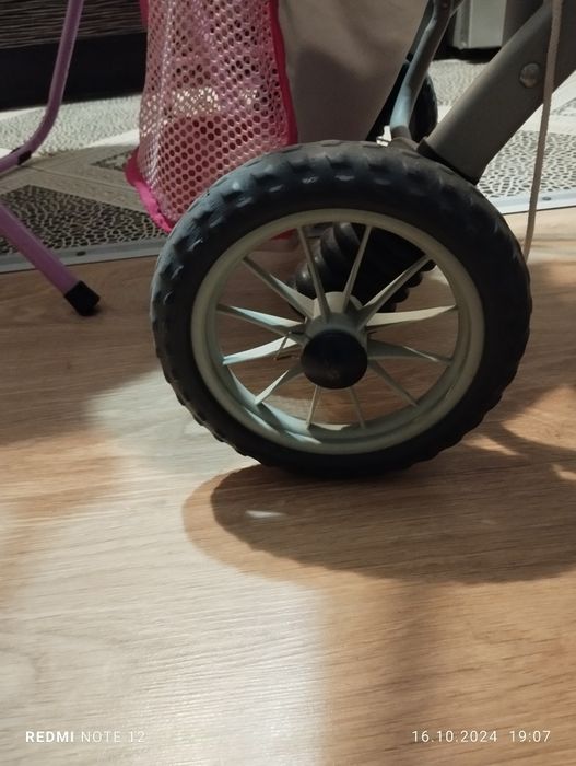 Коляска игровая.