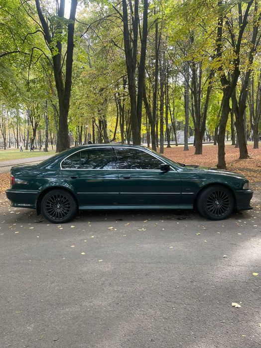 Продам BMW E39 1998 2.8 ГАЗ/Бензин (520i, 528i, 530I)